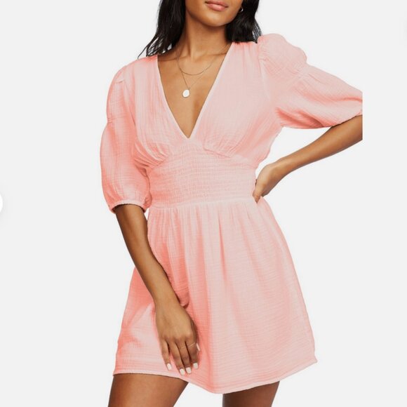 Billabong Dresses & Skirts - Billabong Spellbound Puff Sleeve Mini Dress
